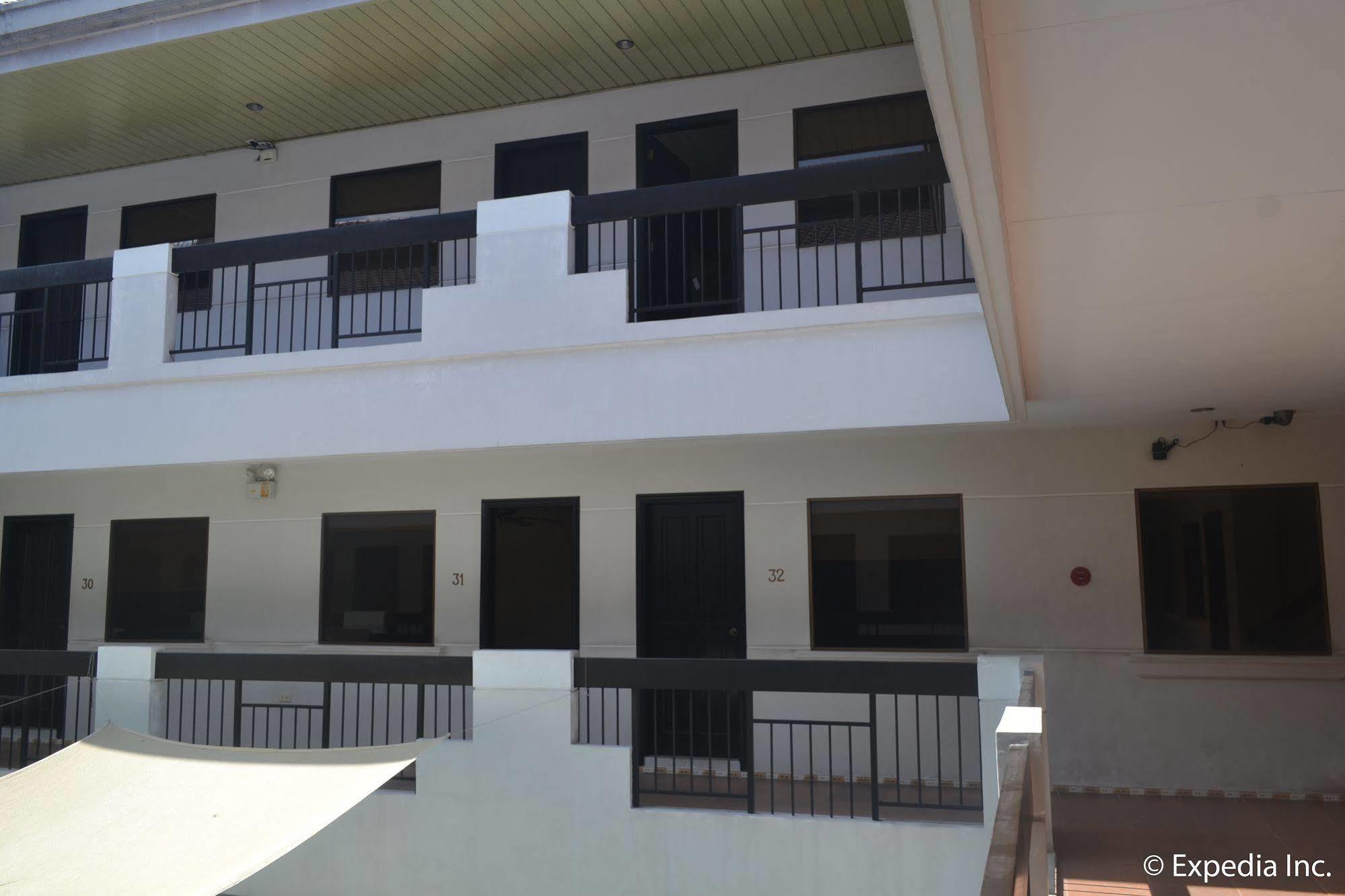 Boomerang Hotel Ángeles Exterior foto