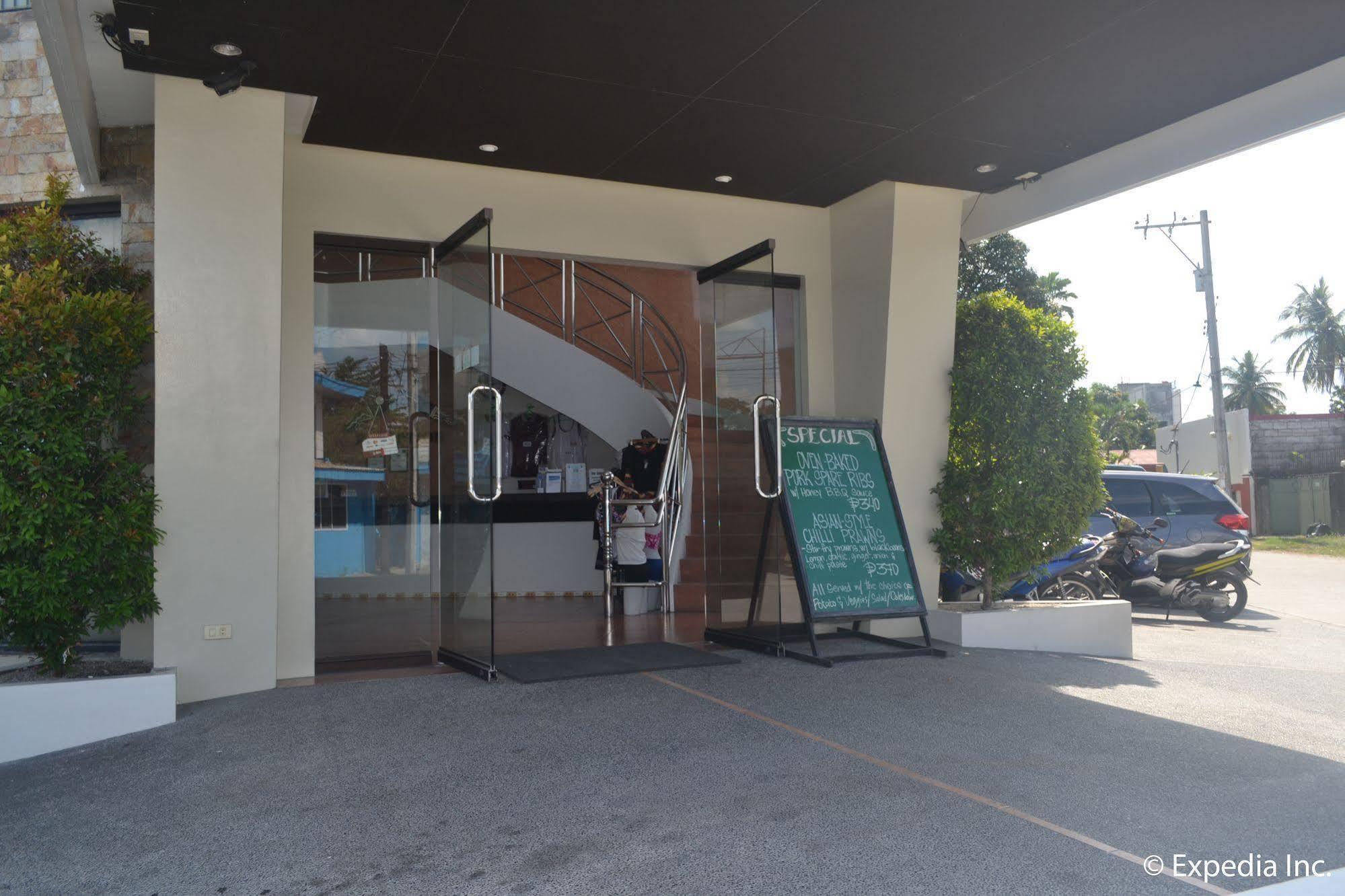 Boomerang Hotel Ángeles Exterior foto